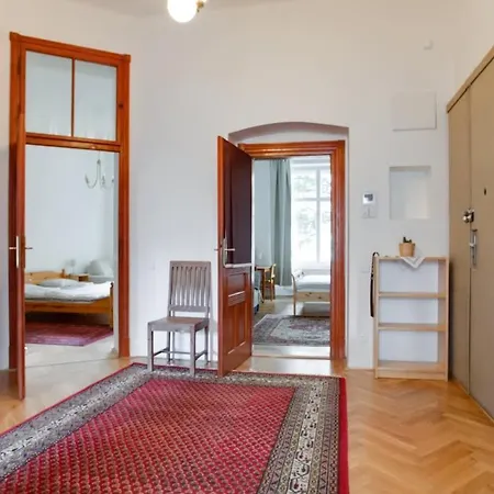 アパート Charming 2br Garden Views In Historic Vinohrady *
